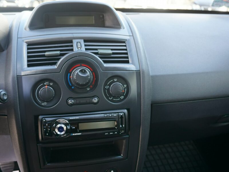 Renault Megane 1.5DCi 86KM, Zarejestrowany, Ubezpieczony, Sprawny, Ekonomiczny, II (2002-2008)
