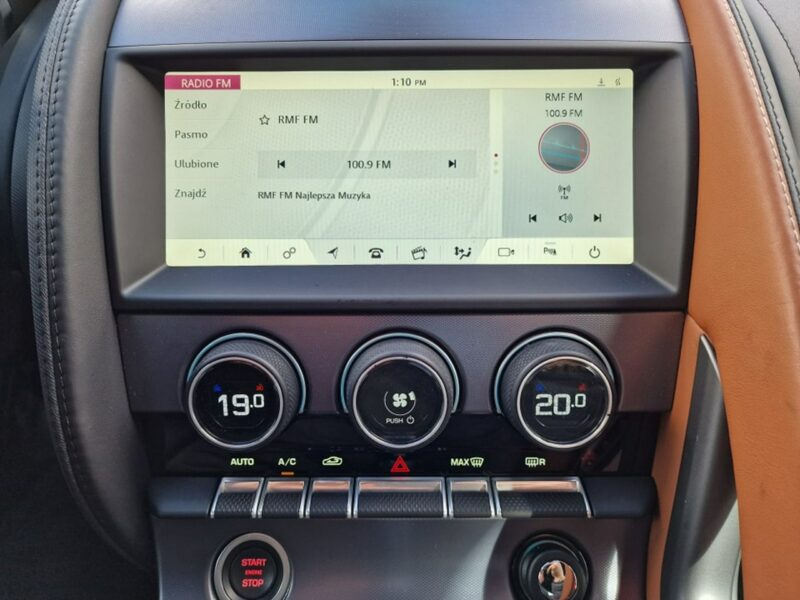 Jaguar F-Type P-300 2.0 TURBO 300 KM, Panorama, Kamera, Full LED, Skóra, Navi, FULL