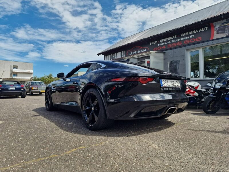 Jaguar F-Type P-300 2.0 TURBO 300 KM, Panorama, Kamera, Full LED, Skóra, Navi, FULL
