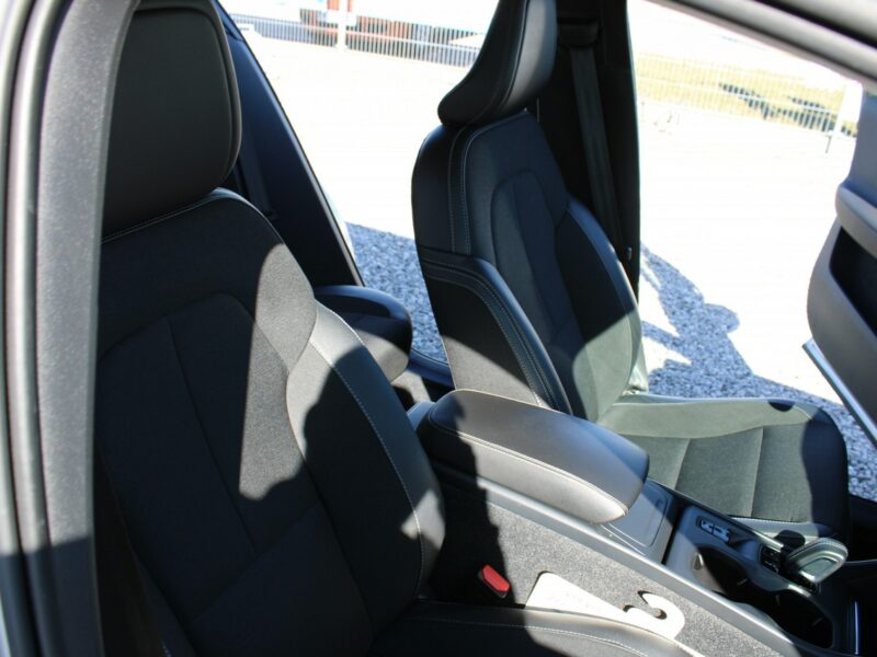 Volvo XC 40 F-vat,salon-polska Momentum,LED,automat,półskóra
