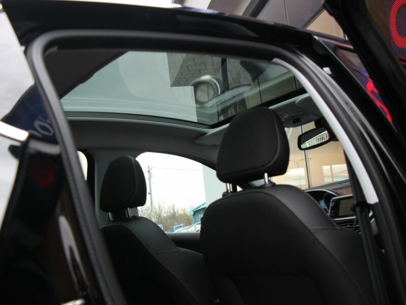 Peugeot 208 12.2017*Panorama*Navi*PółSkóra*Led*AsysPark*Esp*Alu17*Klimatr*GwarVGS I (2012-2019)