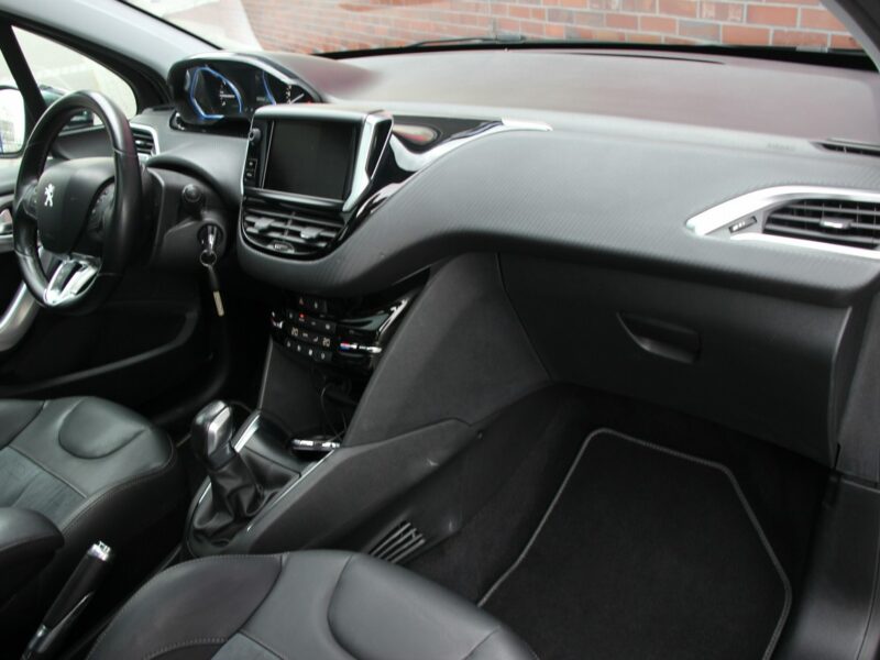 Peugeot 208 12.2017*Panorama*Navi*PółSkóra*Led*AsysPark*Esp*Alu17*Klimatr*GwarVGS I (2012-2019)