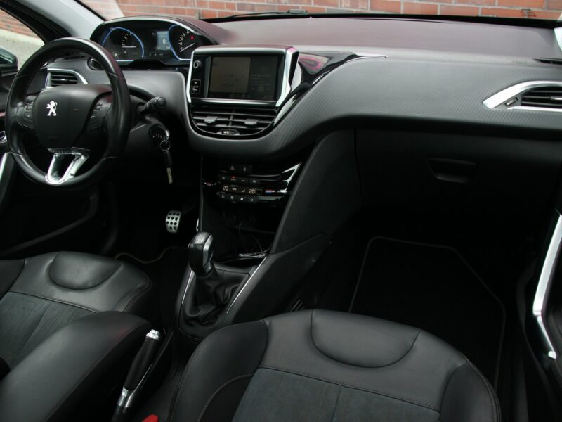 Peugeot 208 12.2017*Panorama*Navi*PółSkóra*Led*AsysPark*Esp*Alu17*Klimatr*GwarVGS I (2012-2019)