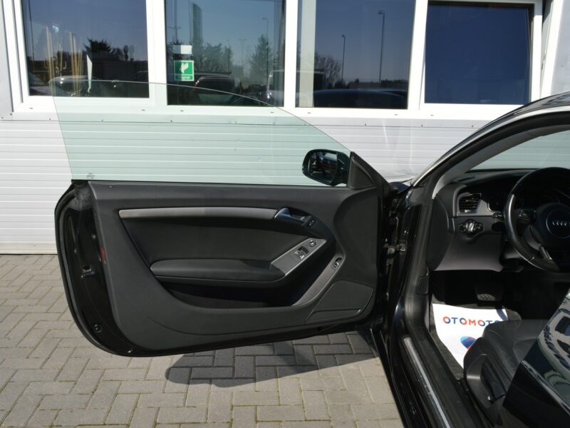 Audi A5 2.0 TDI COUPE Automat Serwis Bi-Xsenon LED Navi Skóra OKAZJA 8T (2007-2016)