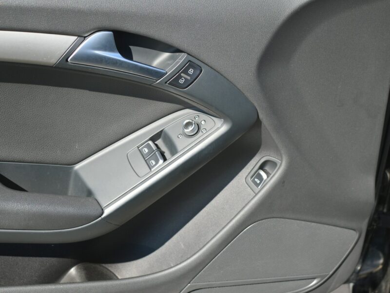 Audi A5 2.0 TDI COUPE Automat Serwis Bi-Xsenon LED Navi Skóra OKAZJA 8T (2007-2016)