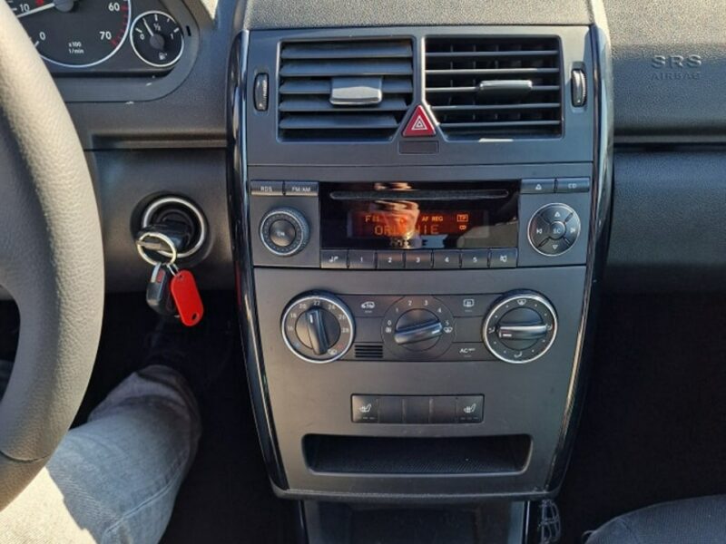 Mercedes A 150 1.5 Benzyna 95 KM, Grzane Fotele, Wielofunkcyjna Kierownica, Alufelgi W169 (2004-2012)
