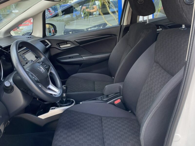 Honda Jazz 1.3 102 KM ,Podgrzewane fotele,Gwarancja IV (2013-)
