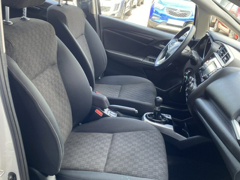 Honda Jazz 1.3 102 KM ,Podgrzewane fotele,Gwarancja IV (2013-)
