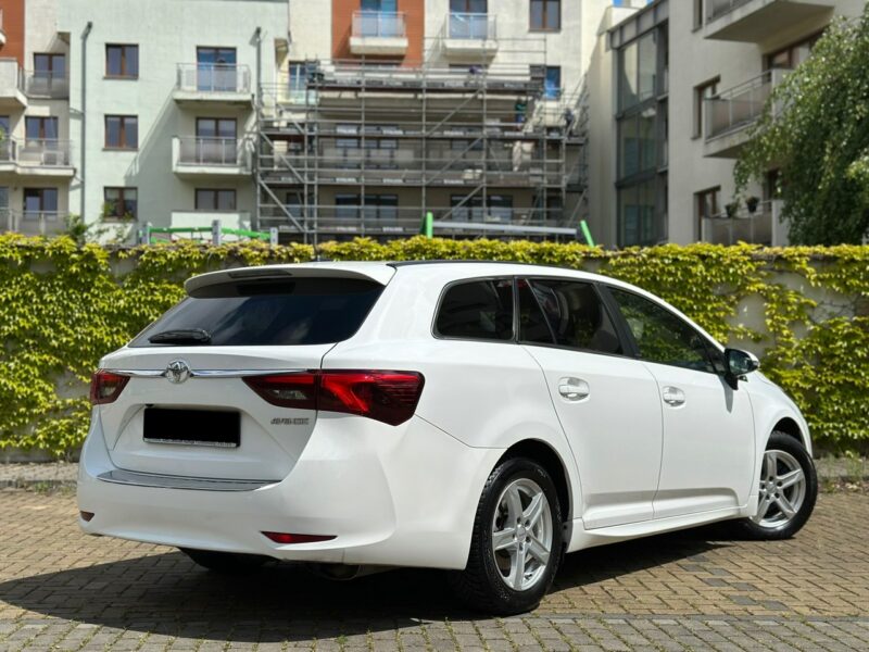 Toyota Avensis 1.8 III (2009-)