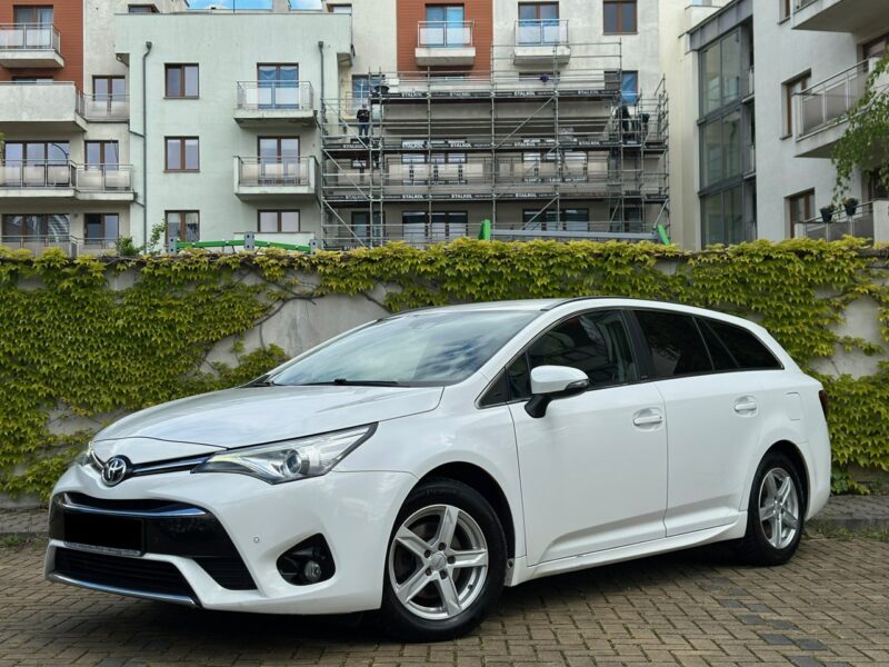Toyota Avensis 1.8 III (2009-)