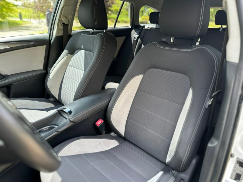 Toyota Avensis 1.8 III (2009-)