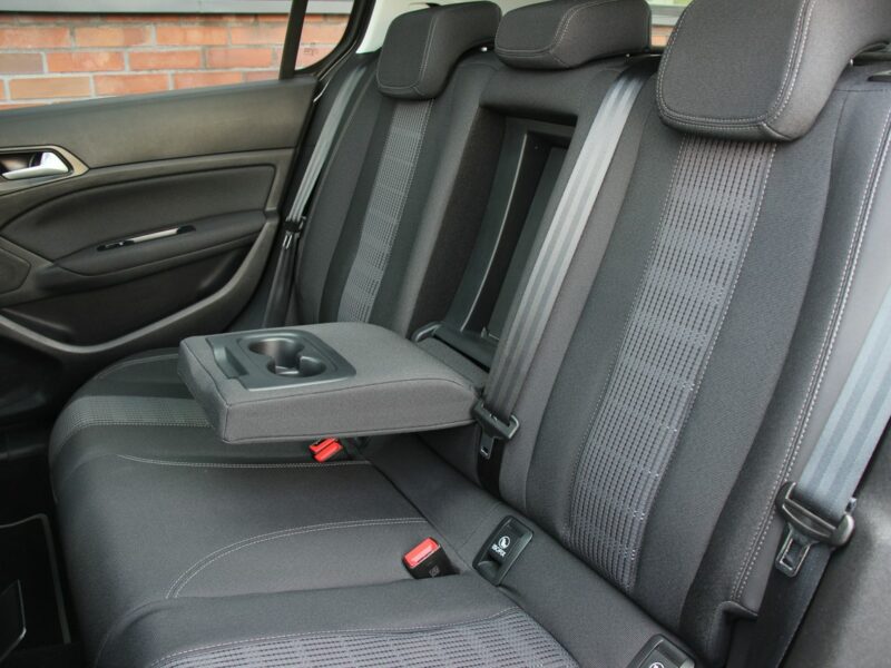 Peugeot 308 130KM*Panorama*Led*Navi*Pdc*Esp*Alu*Kamera*Android*AsysToru*GwarVGS!!! T9 (2014-2021)
