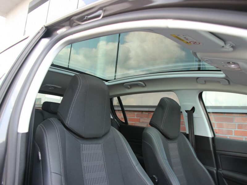 Peugeot 308 130KM*Panorama*Led*Navi*Pdc*Esp*Alu*Kamera*Android*AsysToru*GwarVGS!!! T9 (2014-2021)
