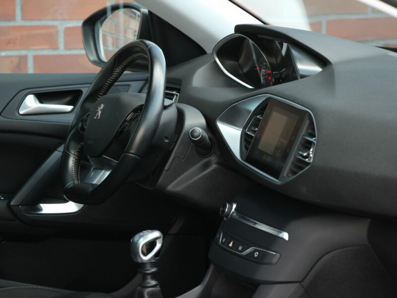 Peugeot 308 130KM*Panorama*Led*Navi*Pdc*Esp*Alu*Kamera*Android*AsysToru*GwarVGS!!! T9 (2014-2021)