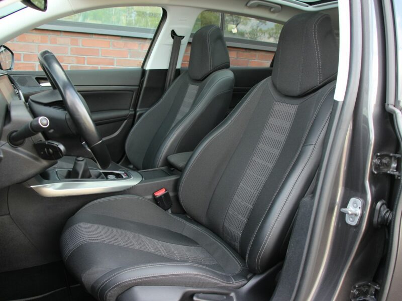Peugeot 308 130KM*Panorama*Led*Navi*Pdc*Esp*Alu*Kamera*Android*AsysToru*GwarVGS!!! T9 (2014-2021)