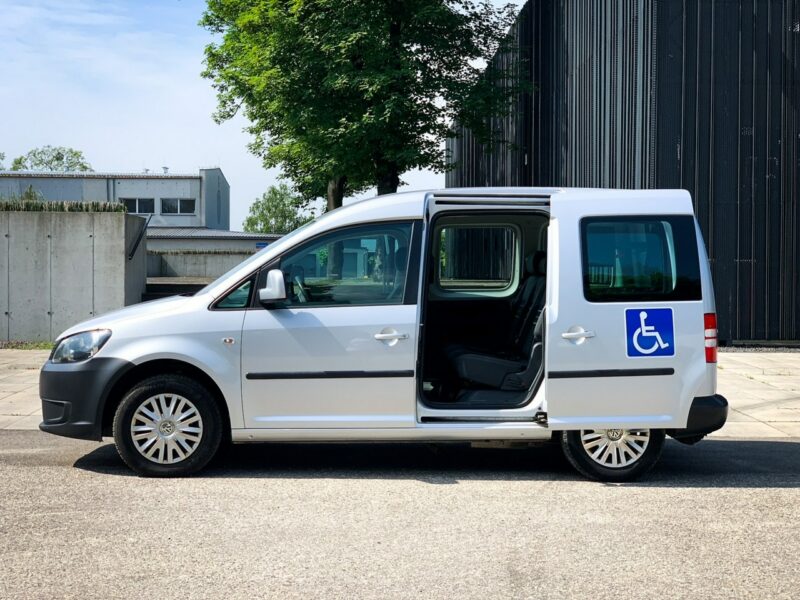 Volkswagen Caddy inwalida dla osób niepełnosprawnych III (2004-)