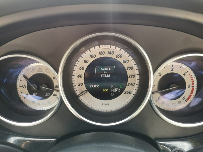 Mercedes CLS 350 3.0 V6 CDI # E 350 # Automat # Salon Pl # 9 Gtronic # 4 Matic # Lift C218 (2011-)
