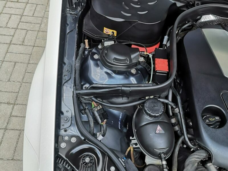 Mercedes CLS 350 3.0 V6 CDI # E 350 # Automat # Salon Pl # 9 Gtronic # 4 Matic # Lift C218 (2011-)