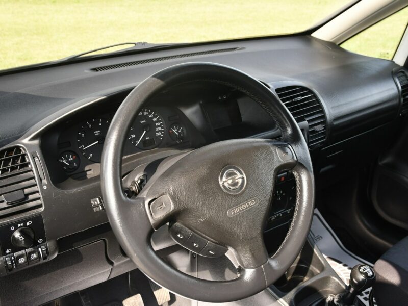 Opel Zafira 1,8b DUDKI11 7 Foteli,Klimatyzacja,El.szyby.Centralka,kredyt.OKAZJA A (1999-2005)