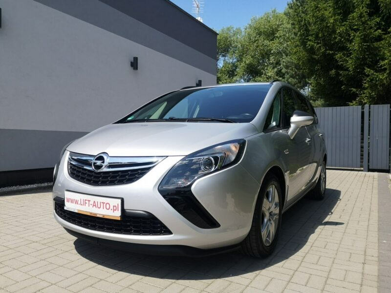 Opel Zafira 1.4T 140 KM # Klima # Tempomat # 6 biegów # 7 osobowa # Gwarancja B (2005-2011)