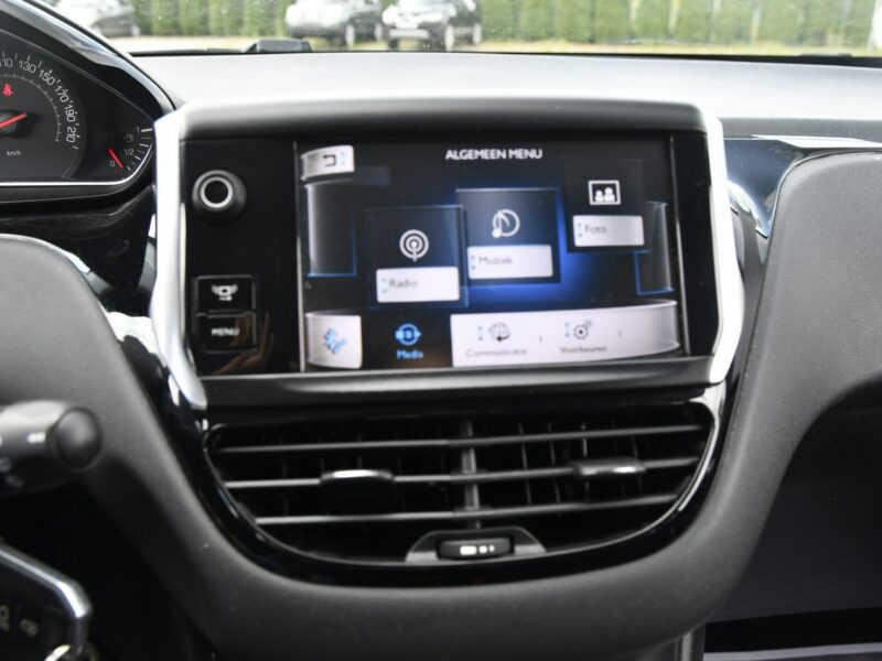 Peugeot 208 1,4Hdi DUDKI11 Automat,Tempomat,kredyt,El.szyby>Centralka,Hak I (2012-2019)