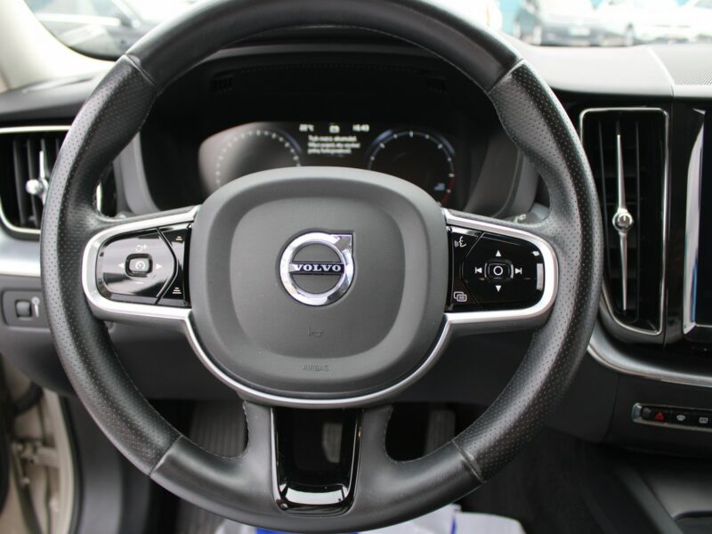 Volvo XC 60 HARMAN/KARDON Skóra F-vat SalonPL Gwarancja Full Led II (2017-)