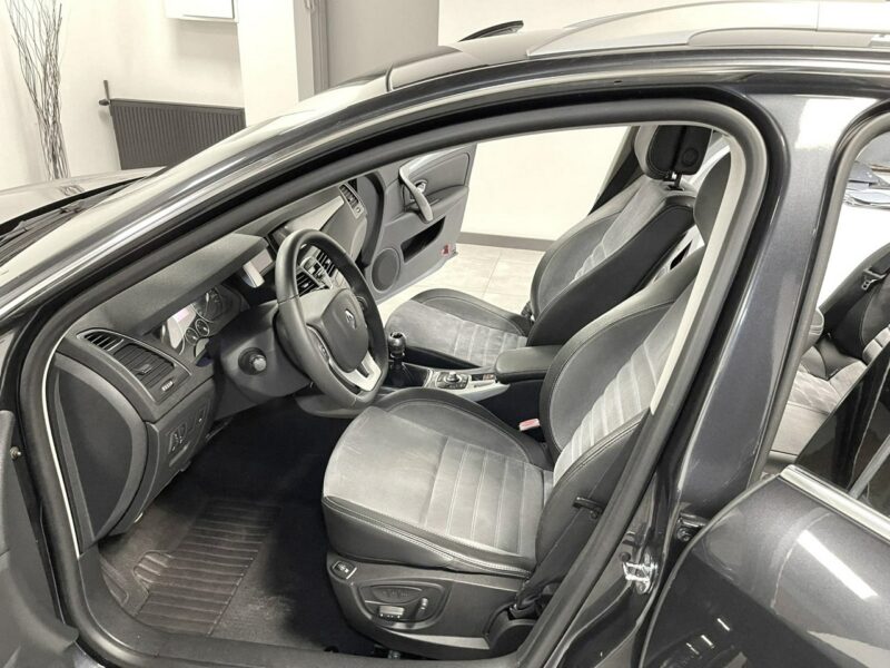 Renault Laguna 2.0 DCI GT 4 Control*Navi*BOSE*Skóry*el fotele*Hands Free*Z Niemiec III (2007-)