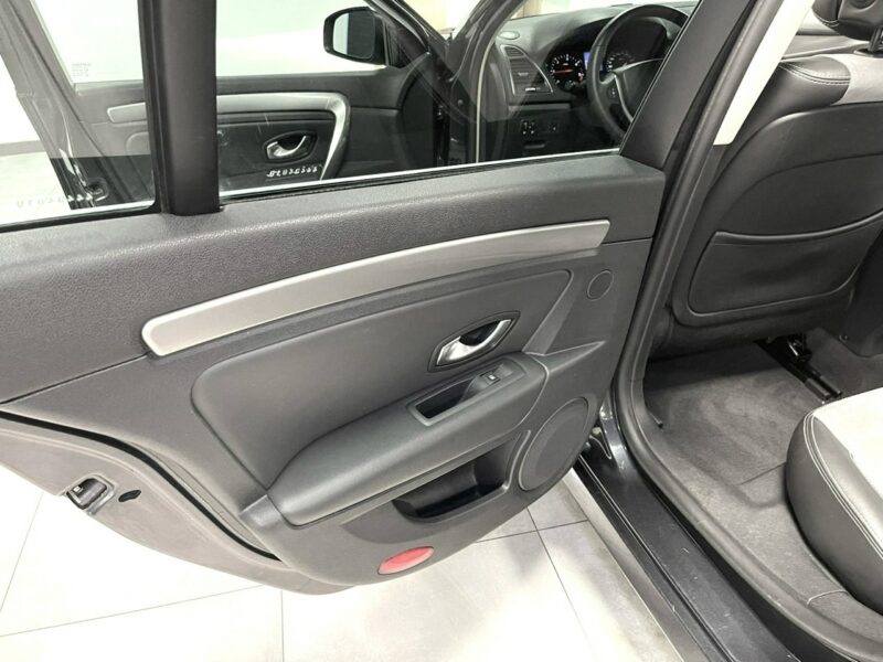Renault Laguna 2.0 DCI GT 4 Control*Navi*BOSE*Skóry*el fotele*Hands Free*Z Niemiec III (2007-)