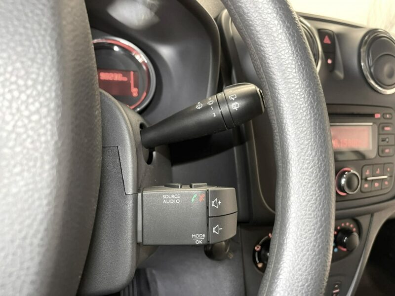 Dacia Logan 900 TURBO 90KM*MCV Ambiance*Klimatyzacja*Tempomat*Reling*Led*NIEMIEC II (2012-2020)
