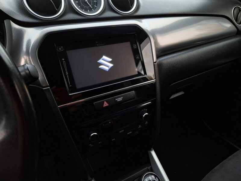 Suzuki Vitara * 1.6benzyna* 120KM* BARDZO ŁADNA* LED* podgrzewane fotele* ALU* II (2015-2019)
