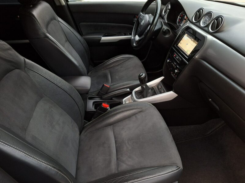 Suzuki Vitara * 1.6benzyna* 120KM* BARDZO ŁADNA* LED* podgrzewane fotele* ALU* II (2015-2019)