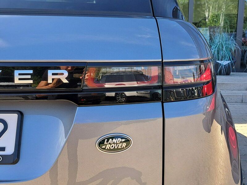 Land Rover Range Rover Evoque MY23.5 2.0P I4 200 KM AWD Auto SE EigerGrey Felgi20 Meridian LED II (2019-)