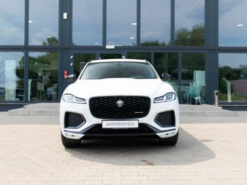 Jaguar F-PACE MY24 2.0 I4 250 KM AWD Auto R-Dynamic S FujiWhite GlossBlack Navi LED