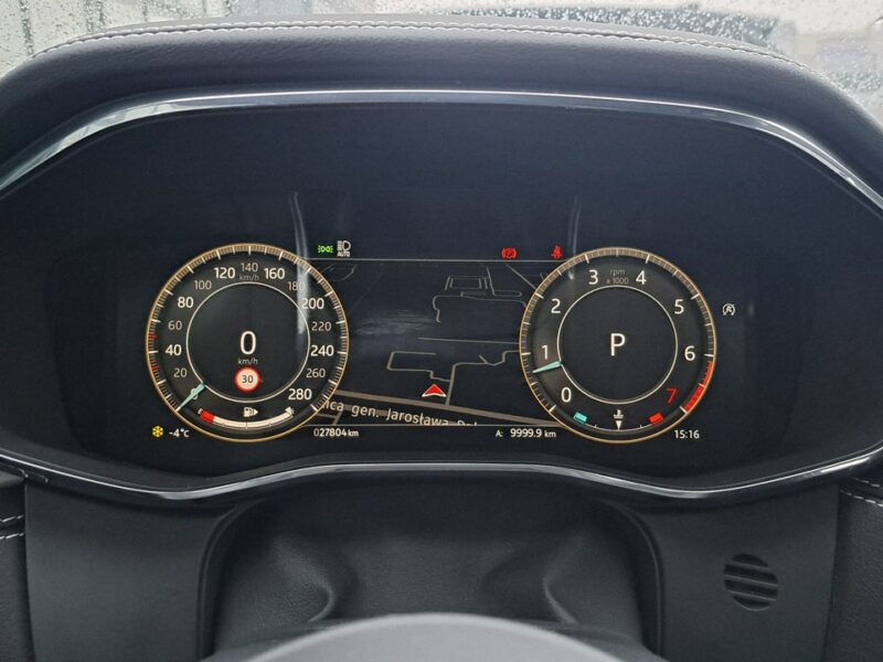 Jaguar F-PACE MY24 2.0 I4 250 KM AWD Auto R-Dynamic S FujiWhite GlossBlack Navi LED