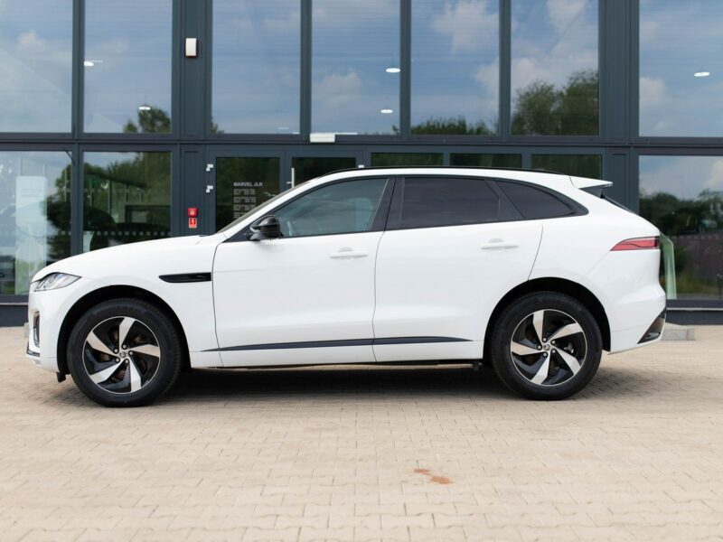 Jaguar F-PACE MY24 2.0 I4 250 KM AWD Auto R-Dynamic S FujiWhite GlossBlack Navi LED
