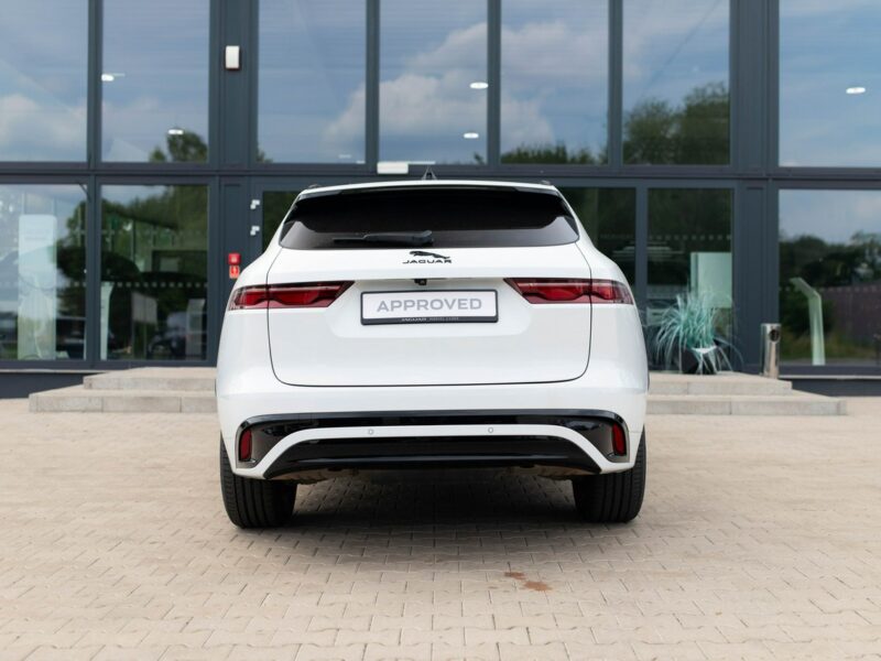 Jaguar F-PACE MY24 2.0 I4 250 KM AWD Auto R-Dynamic S FujiWhite GlossBlack Navi LED