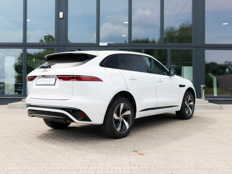 Jaguar F-PACE MY24 2.0 I4 250 KM AWD Auto R-Dynamic S FujiWhite GlossBlack Navi LED
