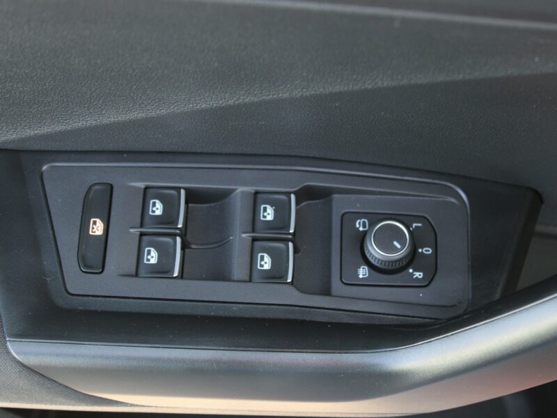 Volkswagen T-Roc F-VAT,Salon-pl,gwarancja,I-właściciel,grzane-fotele,tempomat,czuj-park
