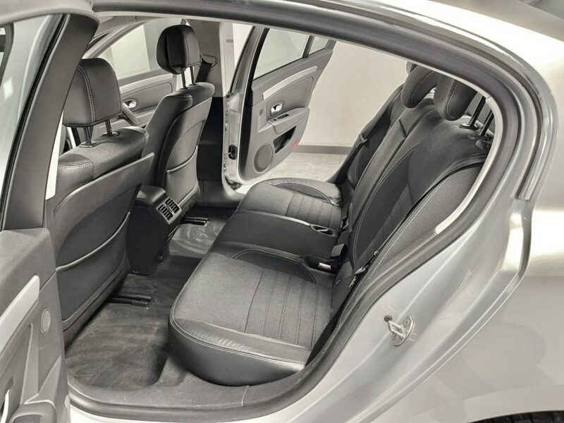 Renault Laguna 2.0 dci 150 KM*DYNAMIQUE*Soczewka*Alu*Tempomat*Klimatronic*Z Niemiec* III (2007-)