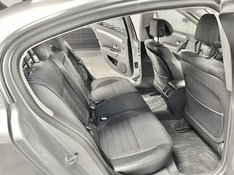 Renault Laguna 2.0 dci 150 KM*DYNAMIQUE*Soczewka*Alu*Tempomat*Klimatronic*Z Niemiec* III (2007-)