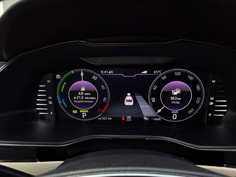 Škoda Superb serwis ASO, panorama, hak, FV23 III (2015-2023)