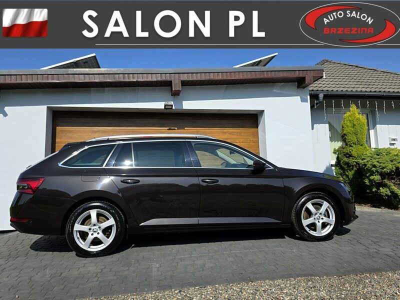 Škoda Superb serwis ASO, panorama, hak, FV23 III (2015-2023)