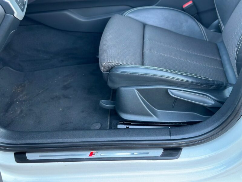 Audi A4 35 TFSI S-line S-tronic Faktura VAT 23% B9 (2015-)