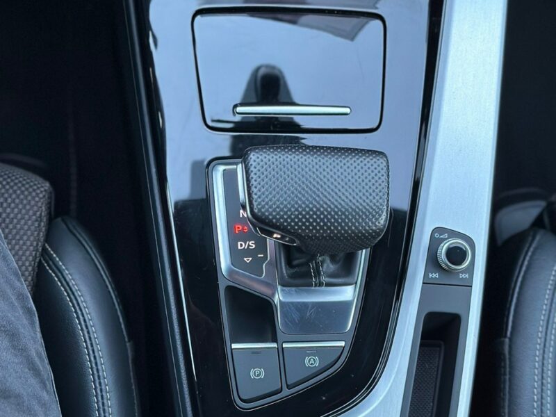 Audi A4 35 TFSI S-line S-tronic Faktura VAT 23% B9 (2015-)