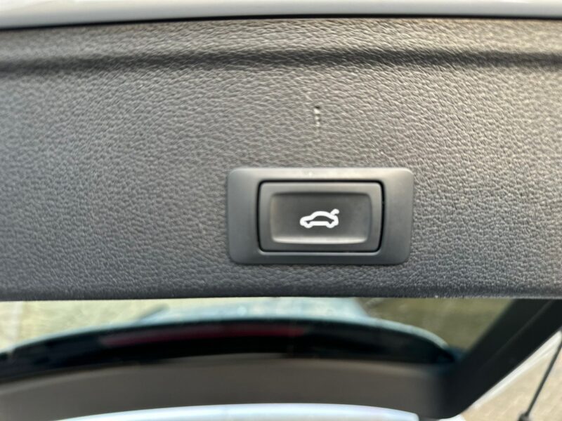 Audi A4 35 TFSI S-line S-tronic Faktura VAT 23% B9 (2015-)