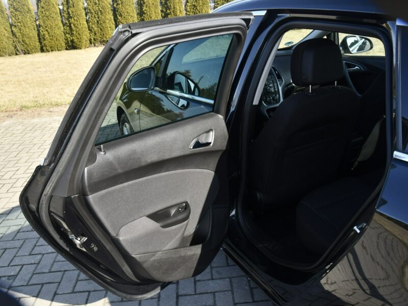 Opel Astra 1,7D DUDKI11 Serwis,Navi,Ledy,Kam.Cof.Panorama Dach,Skóry,GWARANCJA J (2009-2019)