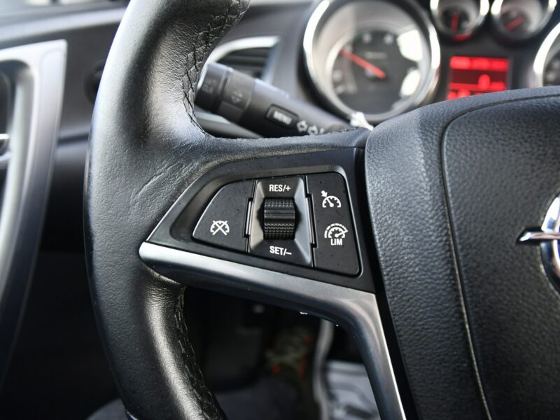 Opel Astra 1,7D DUDKI11 Serwis,Navi,Ledy,Kam.Cof.Panorama Dach,Skóry,GWARANCJA J (2009-2019)