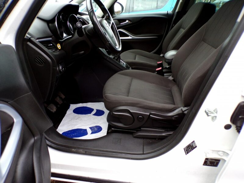 Opel Zafira Gwarancja / 7 Osobowy / 2,0 CDTI /2013R C (2011-)