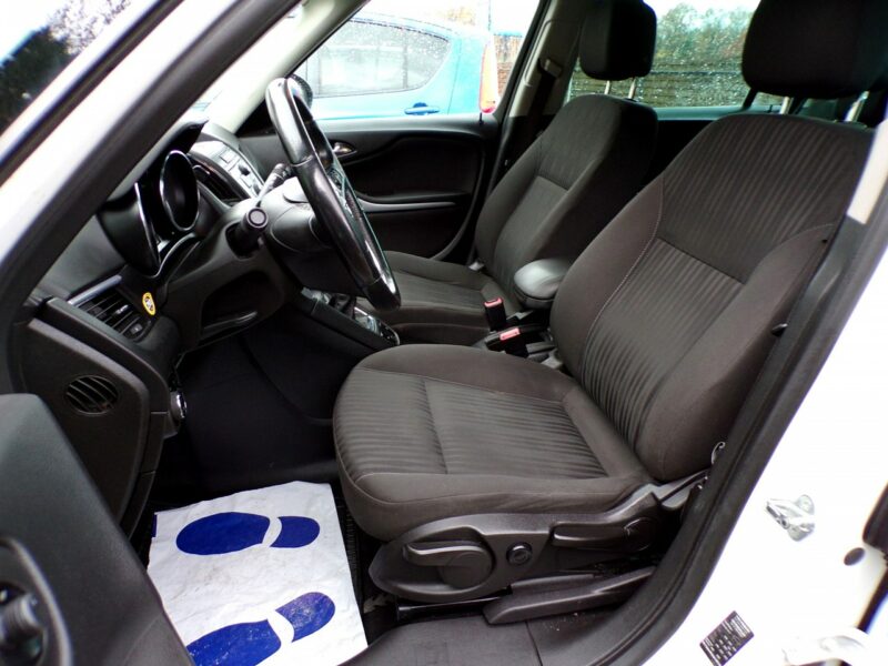 Opel Zafira Gwarancja / 7 Osobowy / 2,0 CDTI /2013R C (2011-)