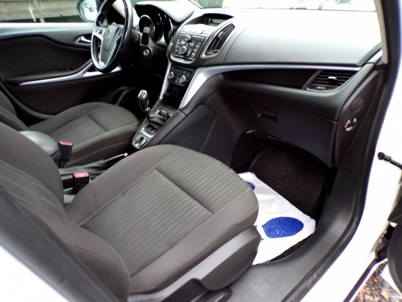 Opel Zafira Gwarancja / 7 Osobowy / 2,0 CDTI /2013R C (2011-)